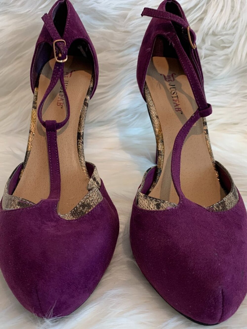 JustFab Messina Suede Round Toe Stilleto T-Strap Heels Women's Size 8.5